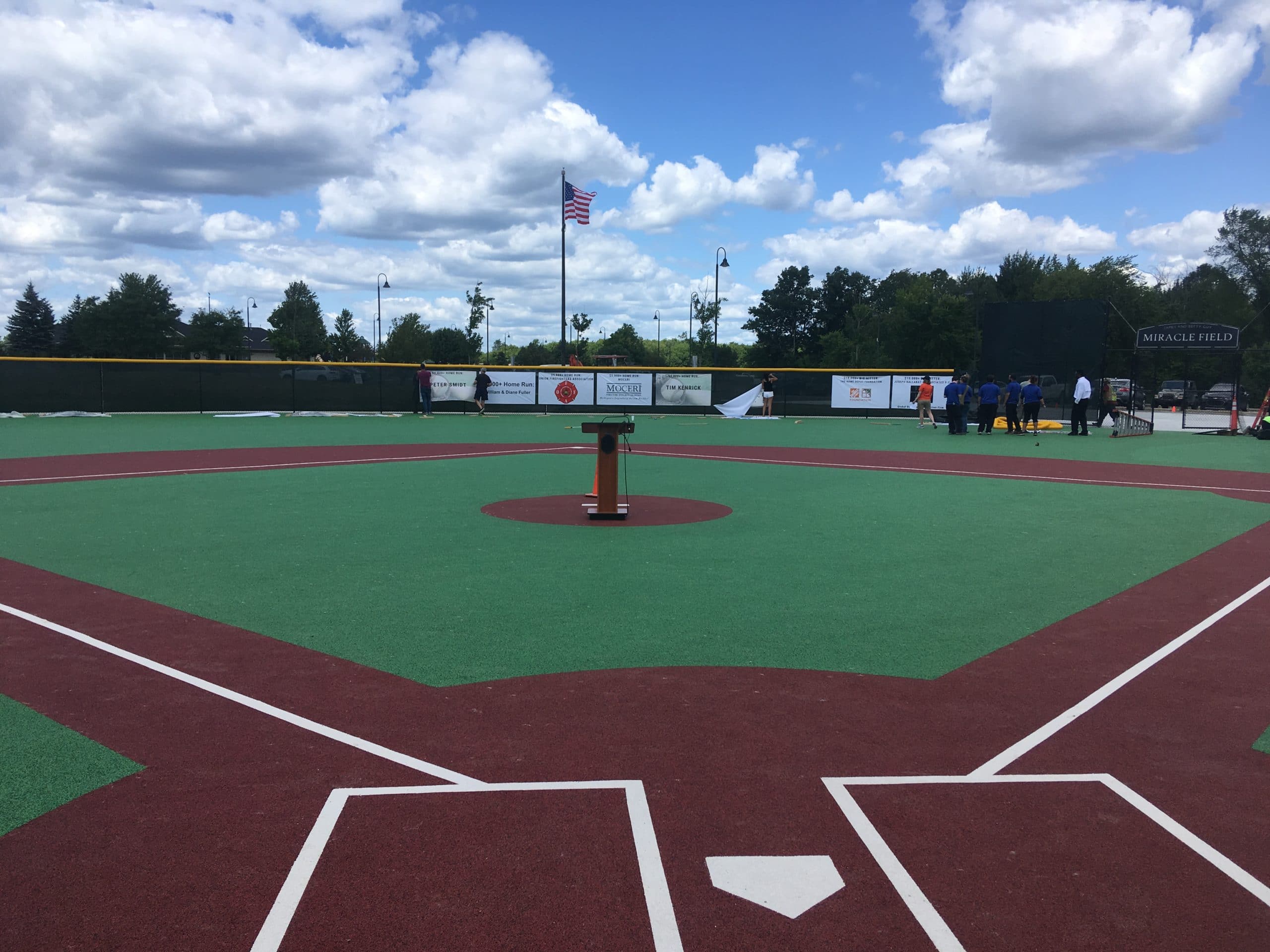 Image of commercial chain link baseball diamond fencing in Metro Detroit, Michigan