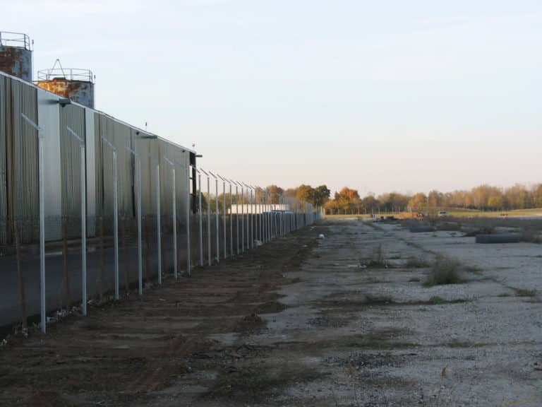 Image of commercial chain link security fencing at Willow Run Airport